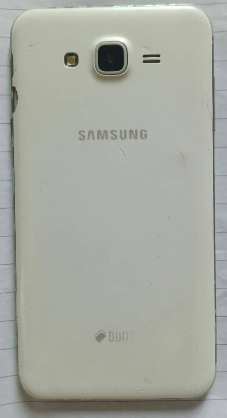 Samsung j700 H 2gb 16GB 2
