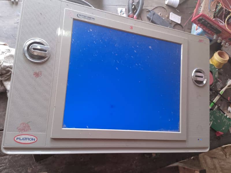 LCD Super Digital For sale good condition 10/10 no any falt 3