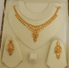 Gold plated necklace set