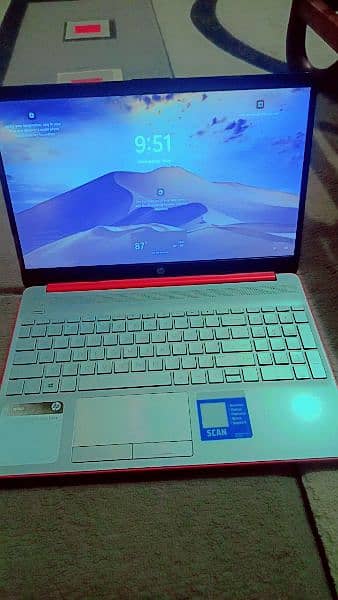 I WANT TO SELL MY HP LAPTOP PENTIUM GOLD/ I7-5TH GEN 2
