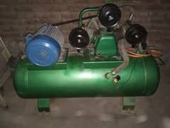 air compressor, 450 litters  good condition