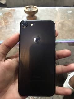 Apple Iphone 7 32Gb Official Pta Aproved
