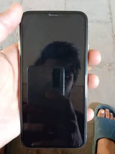 iPhone X in good condition non Pta bypass