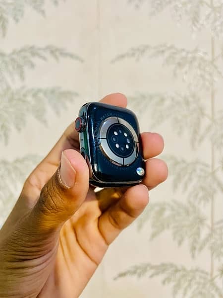 Apple Watch Series 7 5