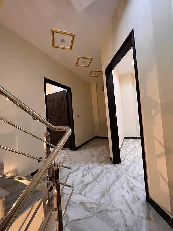 3-Marla Brand New Spanish House On Good Location For Sale In New Lahore City Near To 2 Km Ring Raod 7
