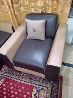 5 seater sofa set less used price negotiable
