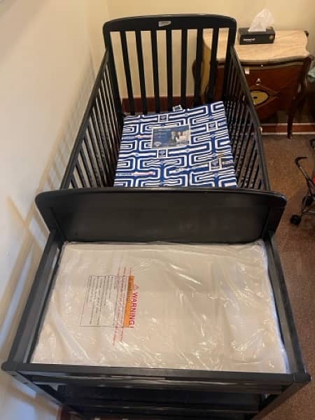 Anna 3 in 1 Full Size Crib & Changing Table Combo 3