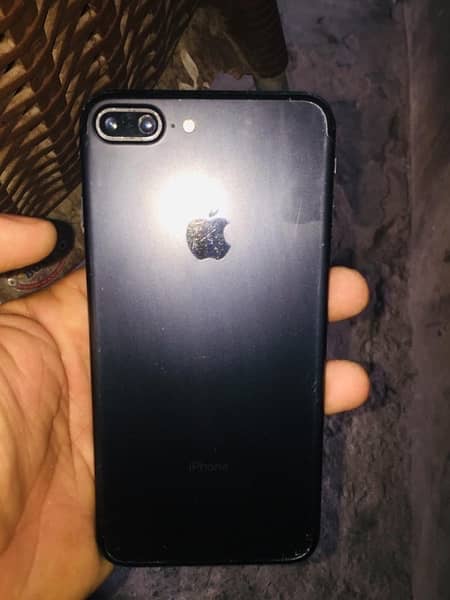 I phone 7+ pta urgent sell only R/S 19000 2