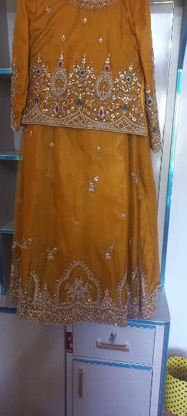 Gorgeous Bridal Mehndi Dress - Perfect for Your Big Day! 4