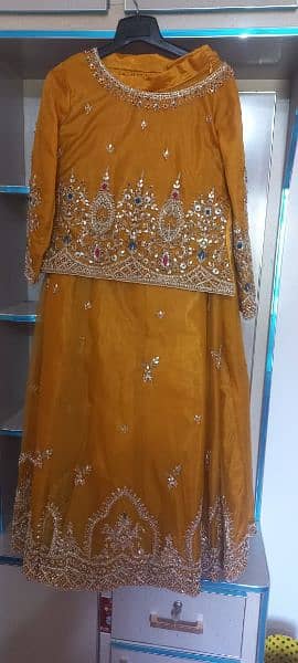 Gorgeous Bridal Mehndi Dress - Perfect for Your Big Day! 6
