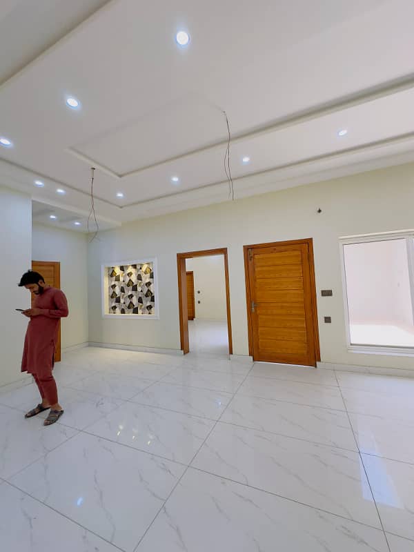 5 Marla beautiful luxury house for sale ghagra villas Multan 1