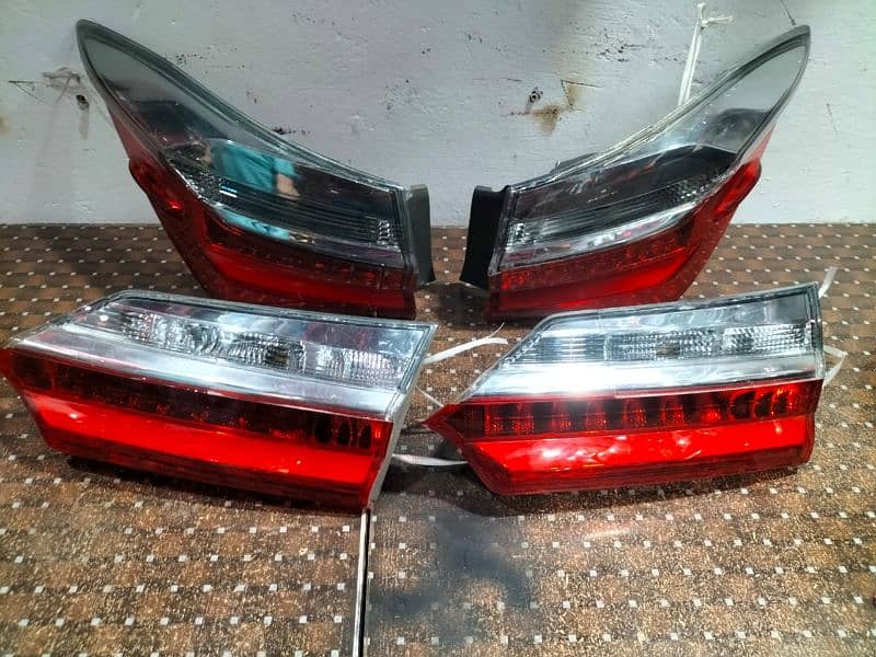 Toyota corolla 2017 to 2021 model geniune headlights available 1