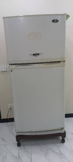 Dawlance refrigerator Large size