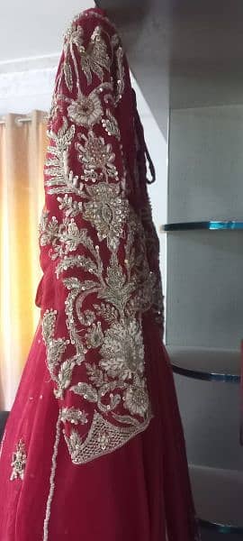 Exquisite Red Bridal Gown - A Timeless Beauty for Your Wedding 4