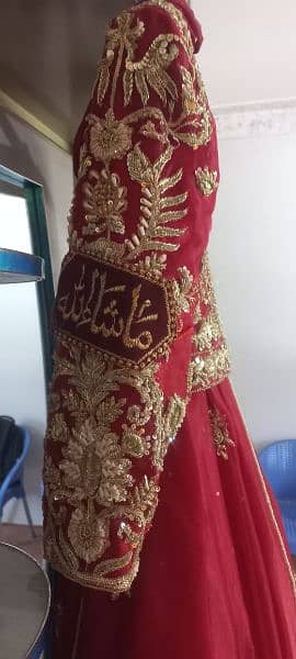 Exquisite Red Bridal Gown - A Timeless Beauty for Your Wedding 6