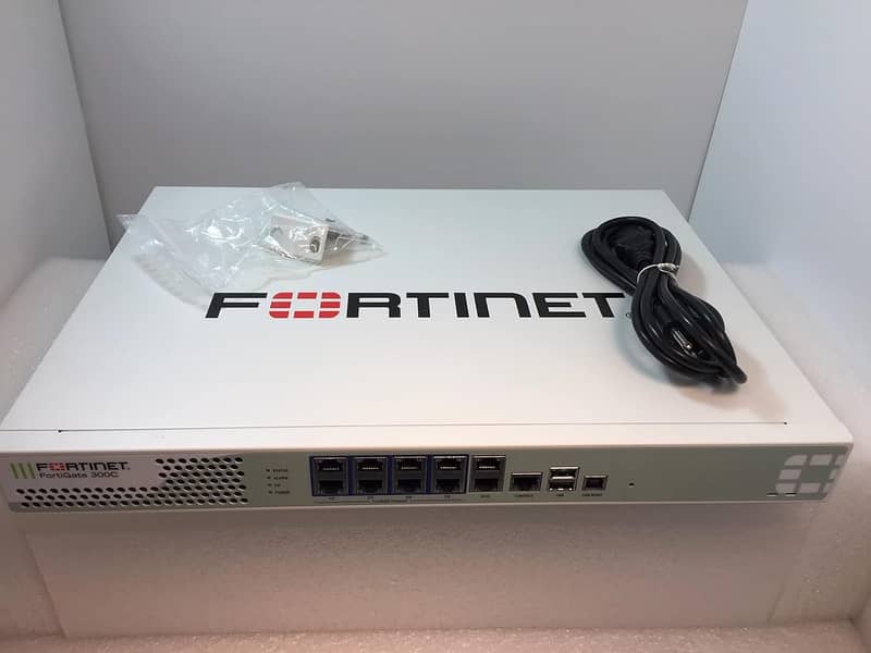 Fortinet | FortiGate 300C |GigEth Security-Appliance Rack-Mountable 9