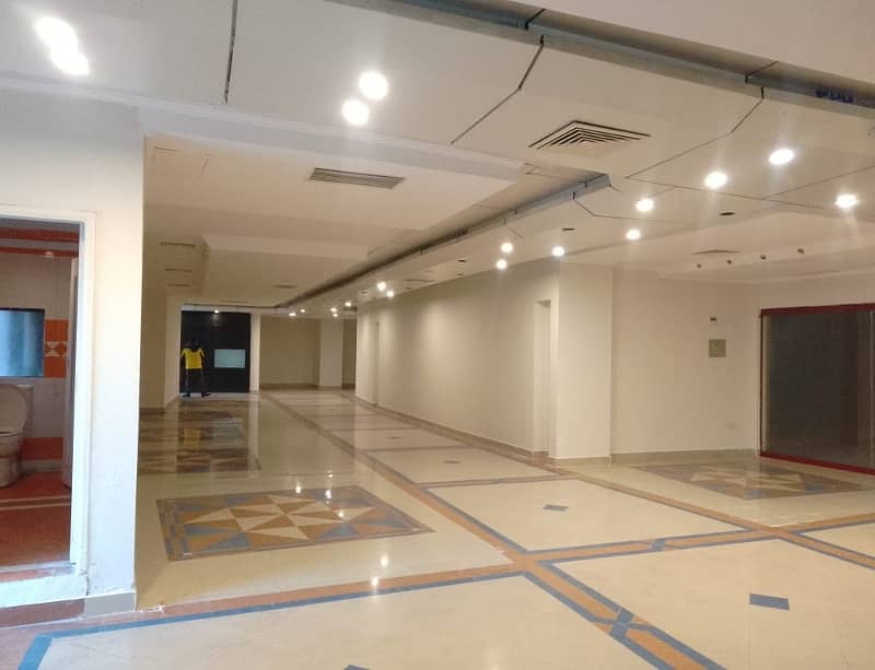 2500 square Feet Brand New Corporation Office For Rent At Main Boulevard gulberg 3 Lahore 18