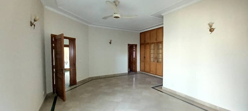 2 Kanal Fully Renovated Bungalow For Rent In Phase 2, DHA Lahore. 25
