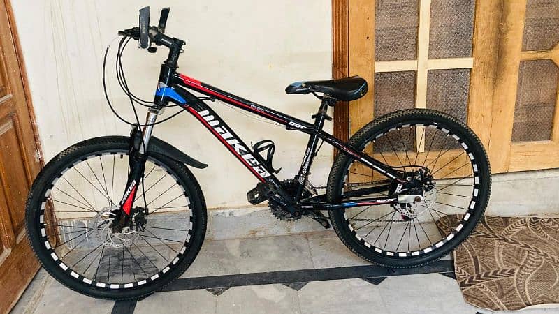 Makea bicycle for sale. 0