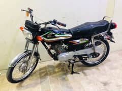 Honda CG125  Model 2016 last month 2017 Rahim yar khan registered