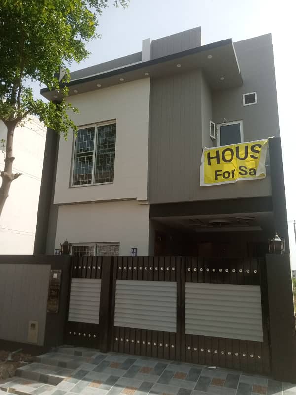 5 Marla House For Sale in Lake city Sector M-7B 0