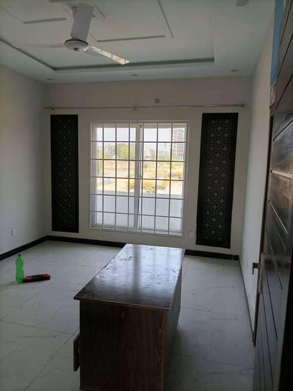 Upper portion for rent top city Islamabad 3