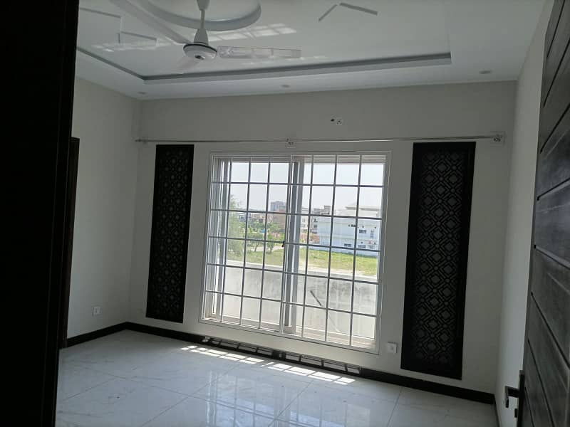 Upper portion for rent top city Islamabad 15