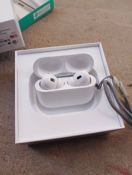 apple earpods urgent sell only 3000 6