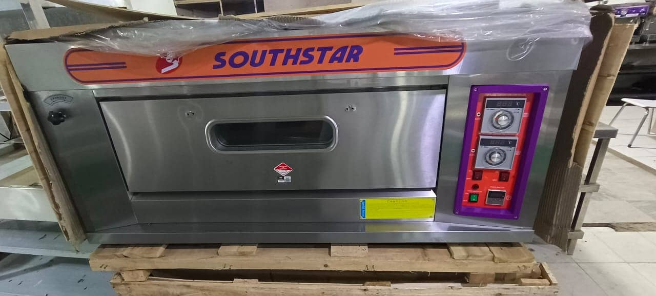 pizza oven south star, prep table, working table, food delivery bags 0