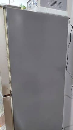 haier refrigerator 16 cubic fit grey in color