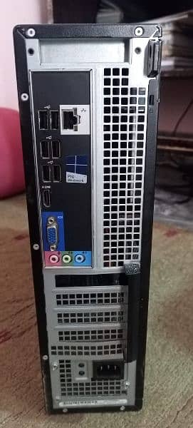 Dell Optiplex 3010 with LED keyboard mouse and table 1