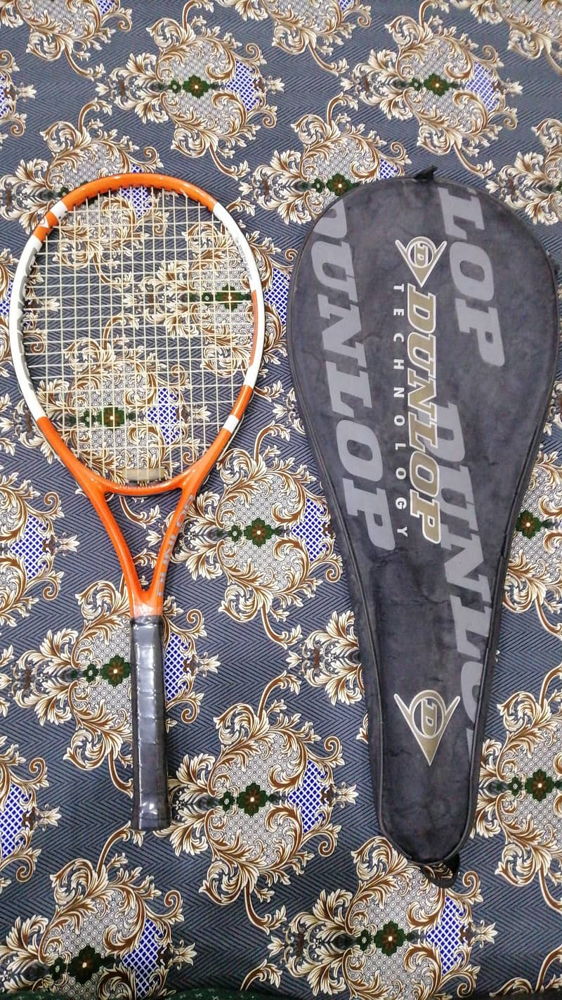 Selling Urgent!! Dunlop Tennis Racket Elite Tour 265+. 0