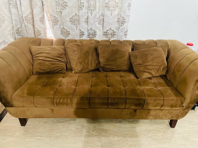3 seater confortable sofa urgent sale 1