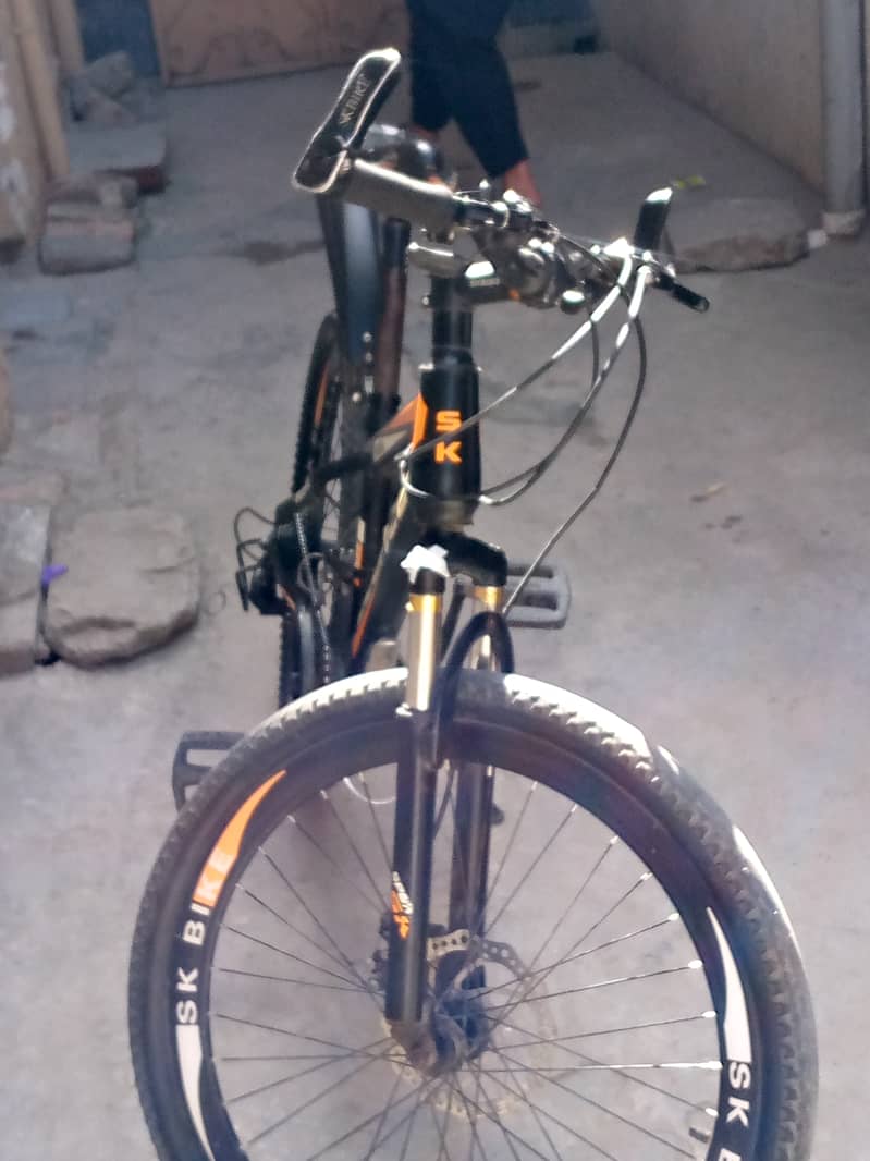 SK bikes condition 10/10 front back gaire ok 1