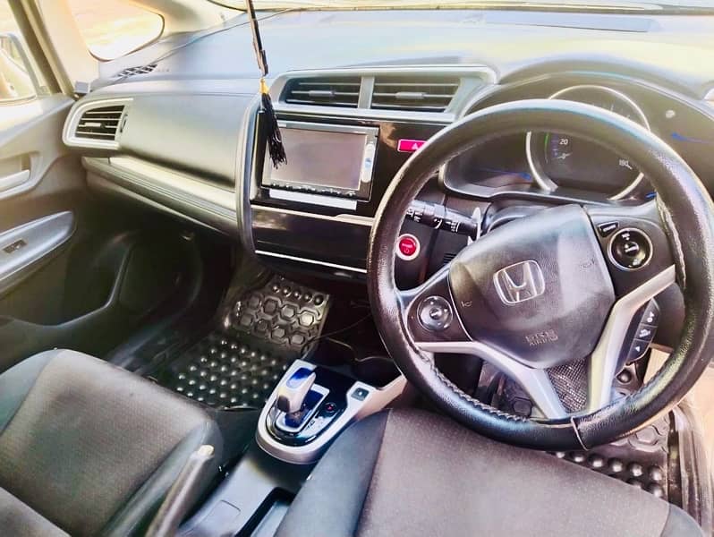 Honda Fit 2015 4