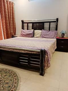 Double bed set for sale