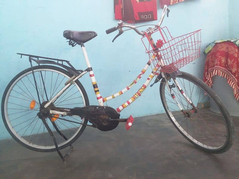 I am selling My Bicycle Good Condition For Man and woman 0