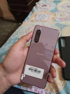 Sony Xperia 5 mark 2 +Charger +Cover+Protector