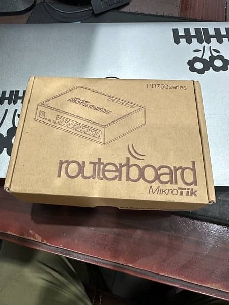 mikrotik router board 750 4