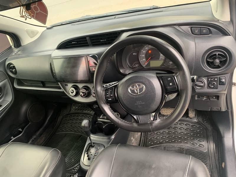 Toyota Vitz 2021 purl white 10
