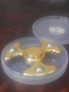 new golden spinner