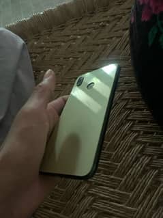 huawei p20 lite 4/64 urgent sale with box nd original charger