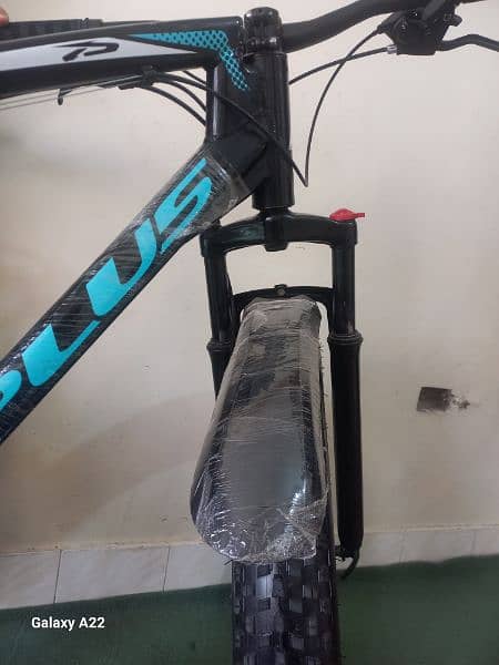 plus Cycle in genuine Condition in aluminum Body 5