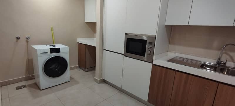 One Bedroom Apartment Available For Rent 4
