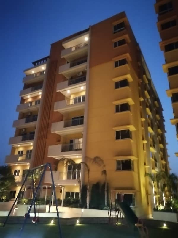 Luxury un Furnished Studio Apartment Available For Rent Opposite DHA Phase 4 2