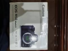 Canon m50 mark ii Box Pack