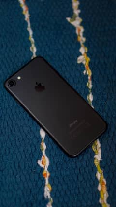 iPhone 7 32GB 100% Battery PTA Approved