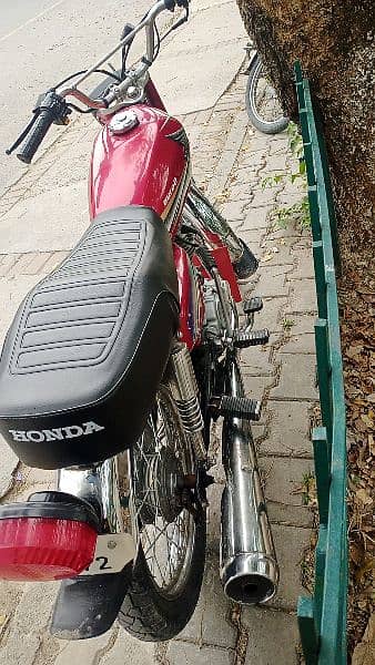 Honda cg 125 13 model bike for sale contact number 03422114449 3