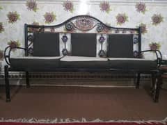 sofa set in good condition  contact #03222898163