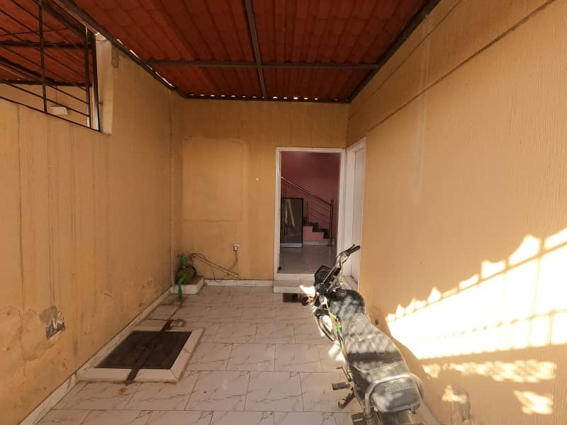 Highly-coveted Corner 120 Square Yards House Is Available In KN Gohar Green City For sale 6